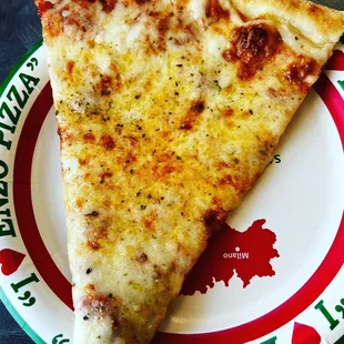 a slice of cheese pizza on a plate
