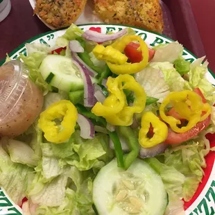 Salad and garlic bread with Combo #5.