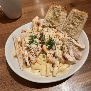 Fettuccine add chicken