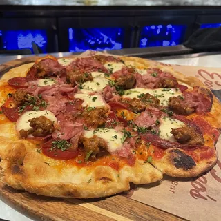 Amante Della Carne Pizza