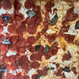 Grandma Brooklyn pizza