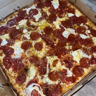 Grandma's Pizza (thin crust) not as thin as I'd like, but it was very good.