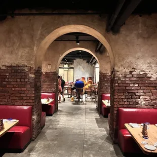 Liking the vibe here