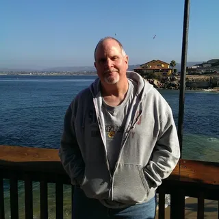 Mike M.