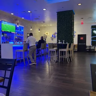 sushi and sashimi, interior