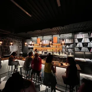 Cool vibes inside - @rayz