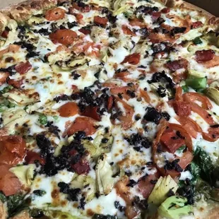 Pesto Veggie pizza