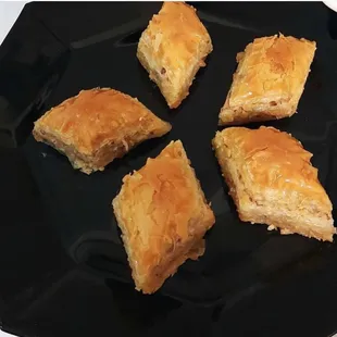 Walnut baklava
