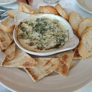 Spinach, Chevre, Brie & Roasted Garlic Bake
