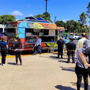 Lots of hungry folks...