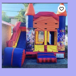 11x14 mini combo slide 

https://www.epicpartyrentals.org/product-page/mini-combo-4-in-1-dry