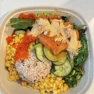 Build Your Own - Spicy salmon, toppings, and spicy creamy sauce