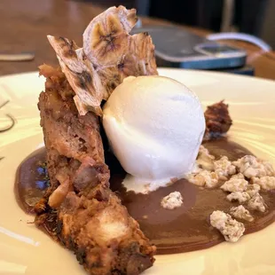 Banana walnut bread pudding: honey walnut ice cream, chocolate toffee sauce