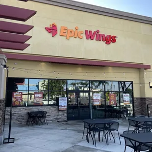 the outside of the restaurant