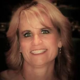 Traci C.