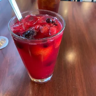 Epicure&apos;s Fresh Berry Lemonade