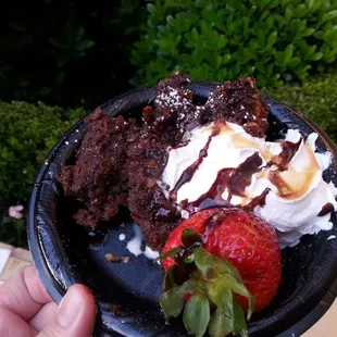 Huge serving of Snickers bread pudding - hash house a go go