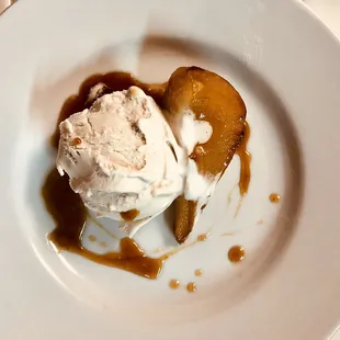 Glazed Pear, Toasted Almond Ice Cream