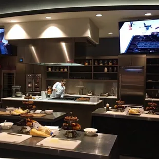 Cupcakes and cocktails 10/19/2017