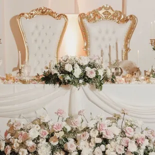 double throne sweetheart table