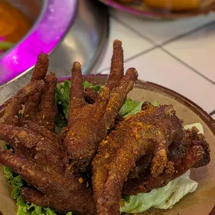 fried chicken wings, chicken wings and fried chicken, food, chicken wings, fried chicken, bbq chicken, chicken, poultry, bbq wings