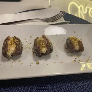 Stuffed Welcome Dates