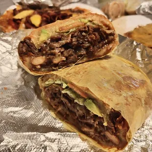 The Best Asada Taco truck in Bakersfield I have had in a long time. Melts in your mouth like butter! I definitely recommend it.