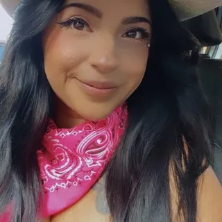 Julia S.
