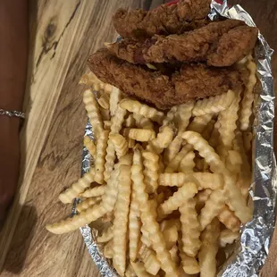 Chicken and fries basket