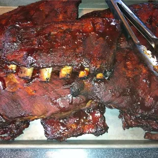 Pile of ribs gone in seconds.