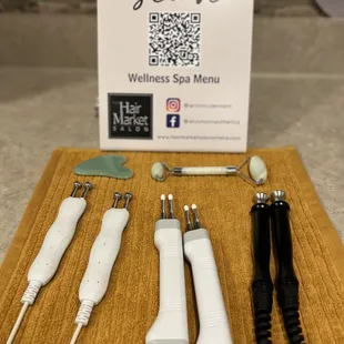 Microcurrent and lymphatic drainage tools