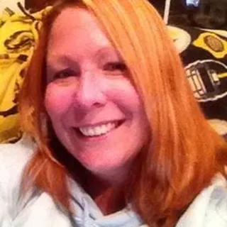 Lori F.