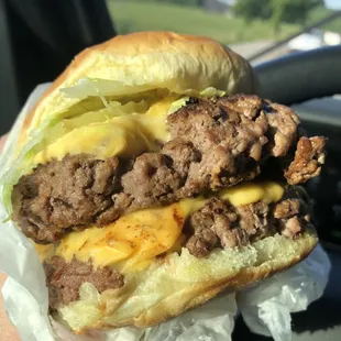 Double Cheeseburger
