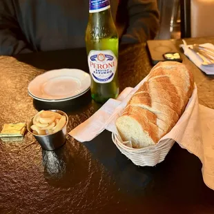 Bread service comes with delicious roasted garlic