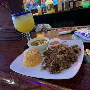 Lunch carnita w beans