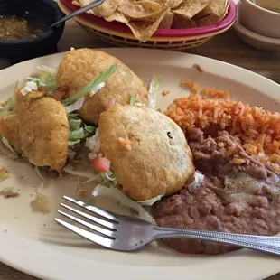 The gorditas plate.