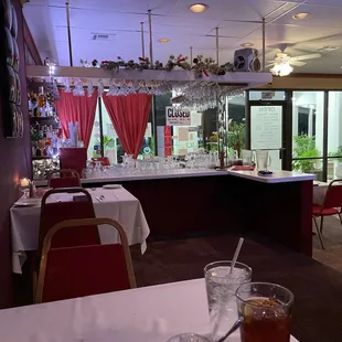 The bar at Ernesto&apos;s Restaurant in San Antonio, TX.