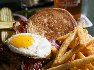 Flat Branch Pub & Brewing