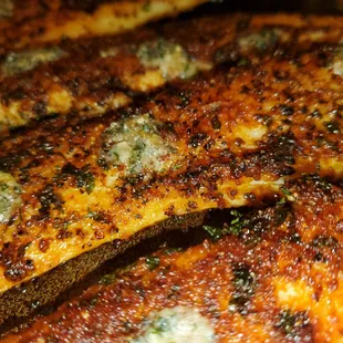 a close up of a pizza