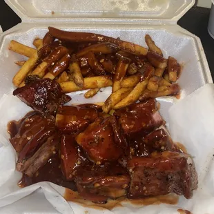 Food was great rip tips and BBQ fries