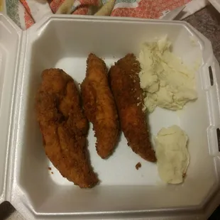 In case you were wondering that is chicken fingers and mashed potatoes. ....pretty pathetic.