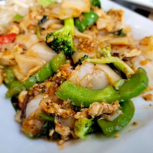 Pad Kee mao with chicken