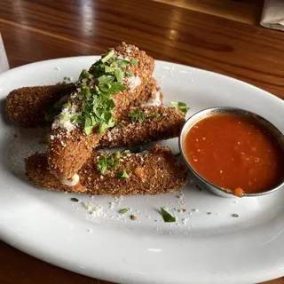 Mozzarella Sticks, Marinara