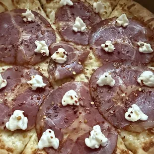 DIABLO PIZZA (Ricotta, hot capicola &amp; mike&apos;s hot honey)
