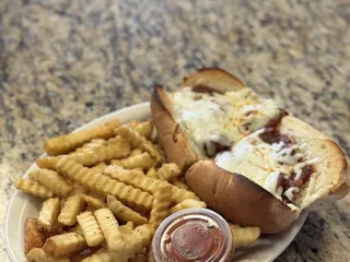 Dallis Pizzeria