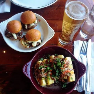 3 Sliders and Yucca Fries