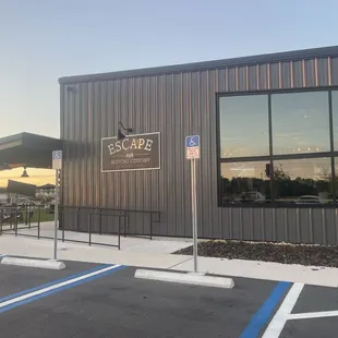 Entrance to Escape brewing