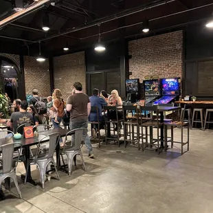 Additional destining/dining area