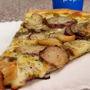 Roasted Garlic Pizza