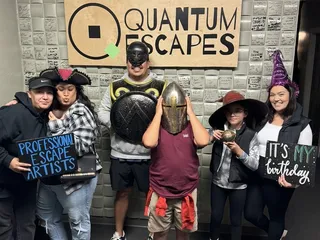 Quantum Escapes - Modesto